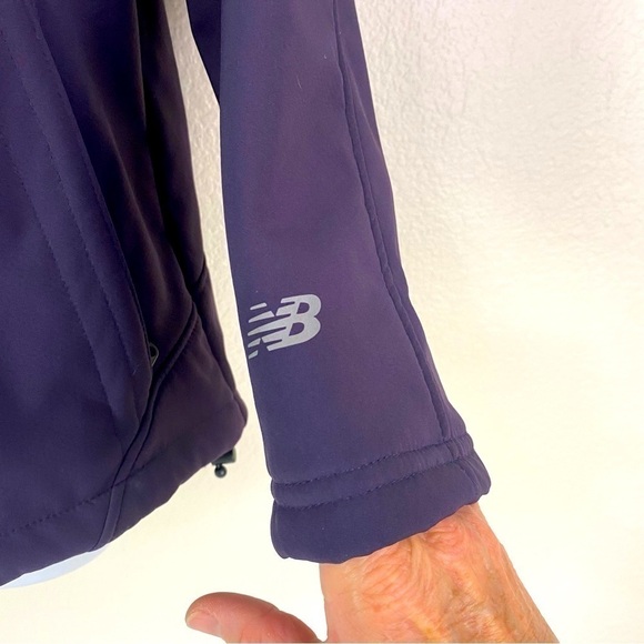 New Balance Plum Sherpa Lined Hooded Soft Shell Zip Up Jacket Size M - Picture 6 of 12